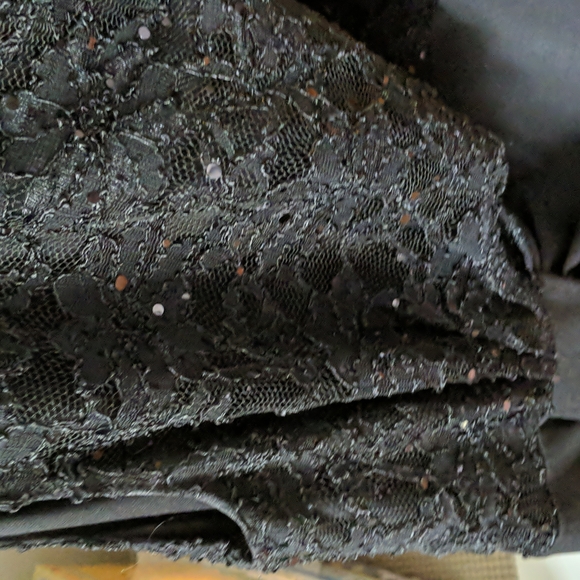 Dress - Picture 3 of 8